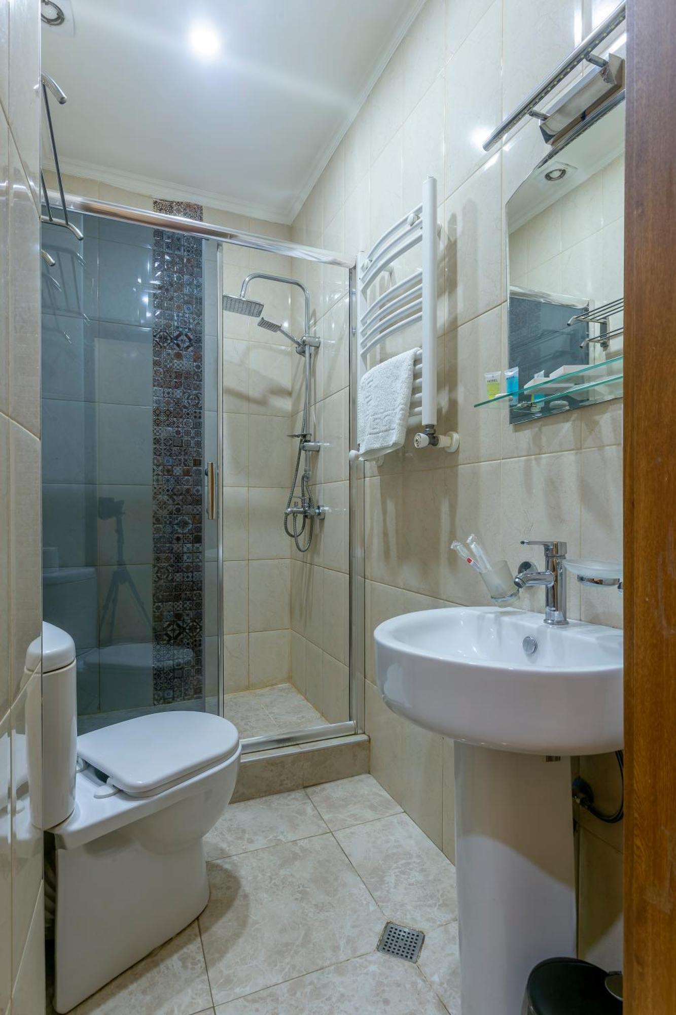 Hotel Middleton Tbilisi Eksteriør billede