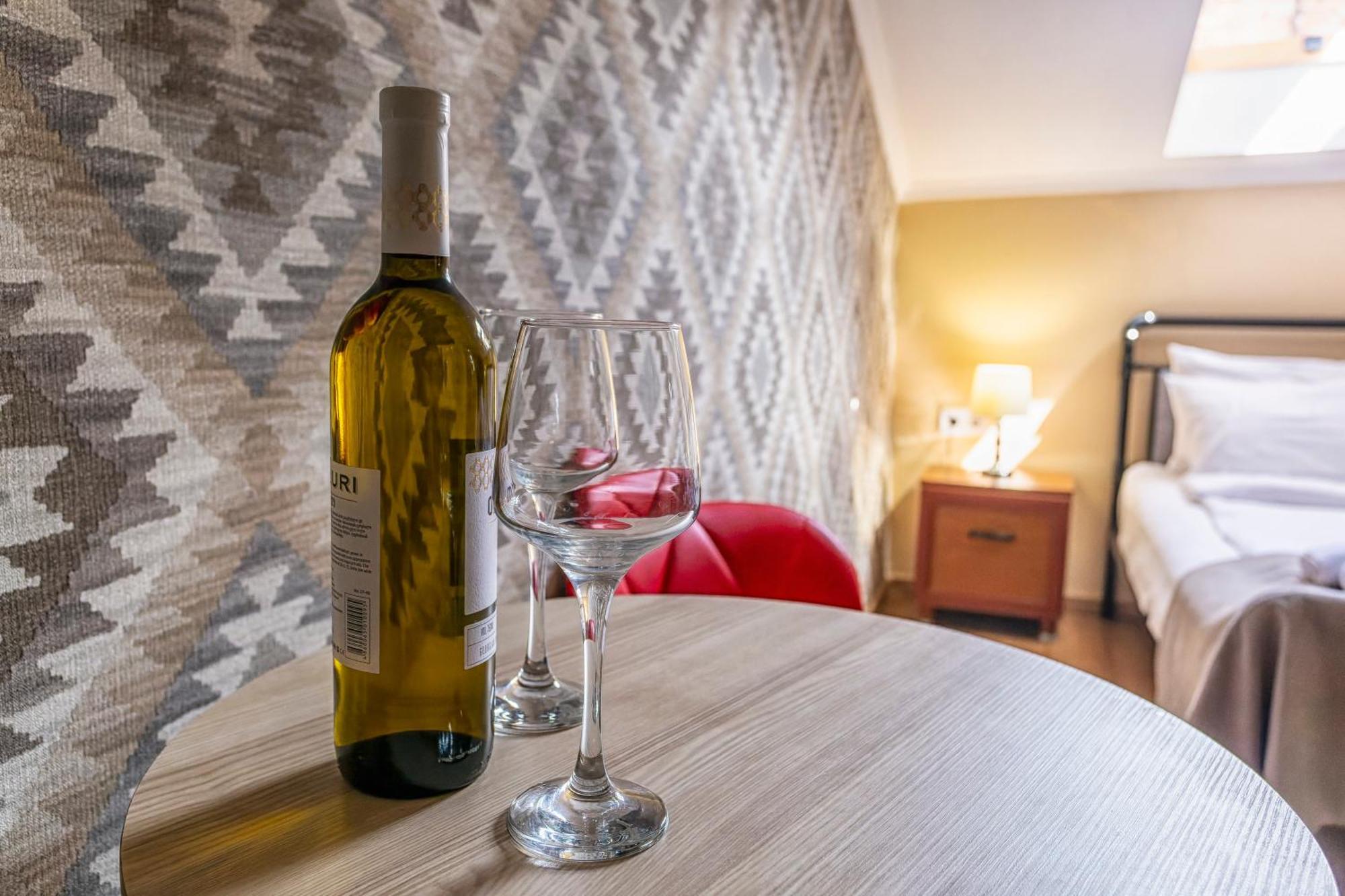 Hotel Middleton Tbilisi Eksteriør billede